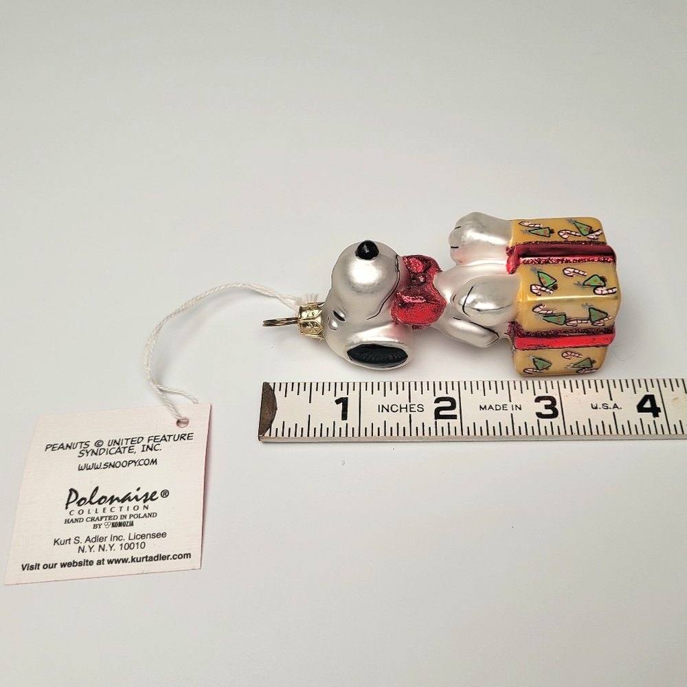 Polonaise Collection Peanuts Snoopy on Gift Ornament 3.5" Kurt S Adler - Picture 4 of 14